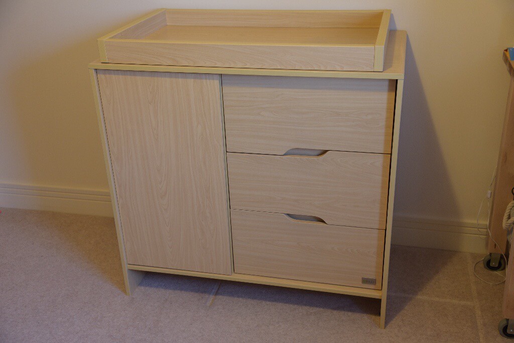 changing mat for top of chest of drawers